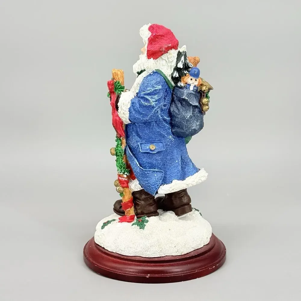 Holiday Christmas Figurine Santa Claus W/Toy Bag Resin on Wood Base 8.5